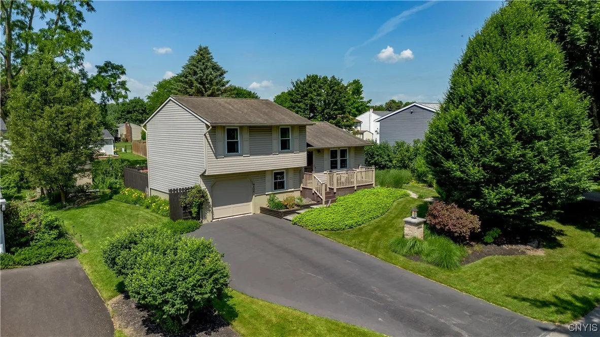 8424 Sextant Drive, Clay, New York 13027, Clay, New York 13027, 3 Bedrooms Bedrooms, 7 Rooms Rooms,1 BathroomBathrooms,Residential,For Sale,8424 Sextant Drive, Clay, New York 13027,S1613903