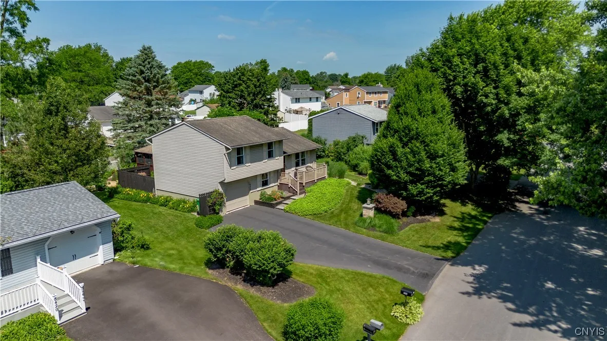 8424 Sextant Drive, Clay, New York 13027, Clay, New York 13027, 3 Bedrooms Bedrooms, 7 Rooms Rooms,1 BathroomBathrooms,Residential,For Sale,8424 Sextant Drive, Clay, New York 13027,S1613903