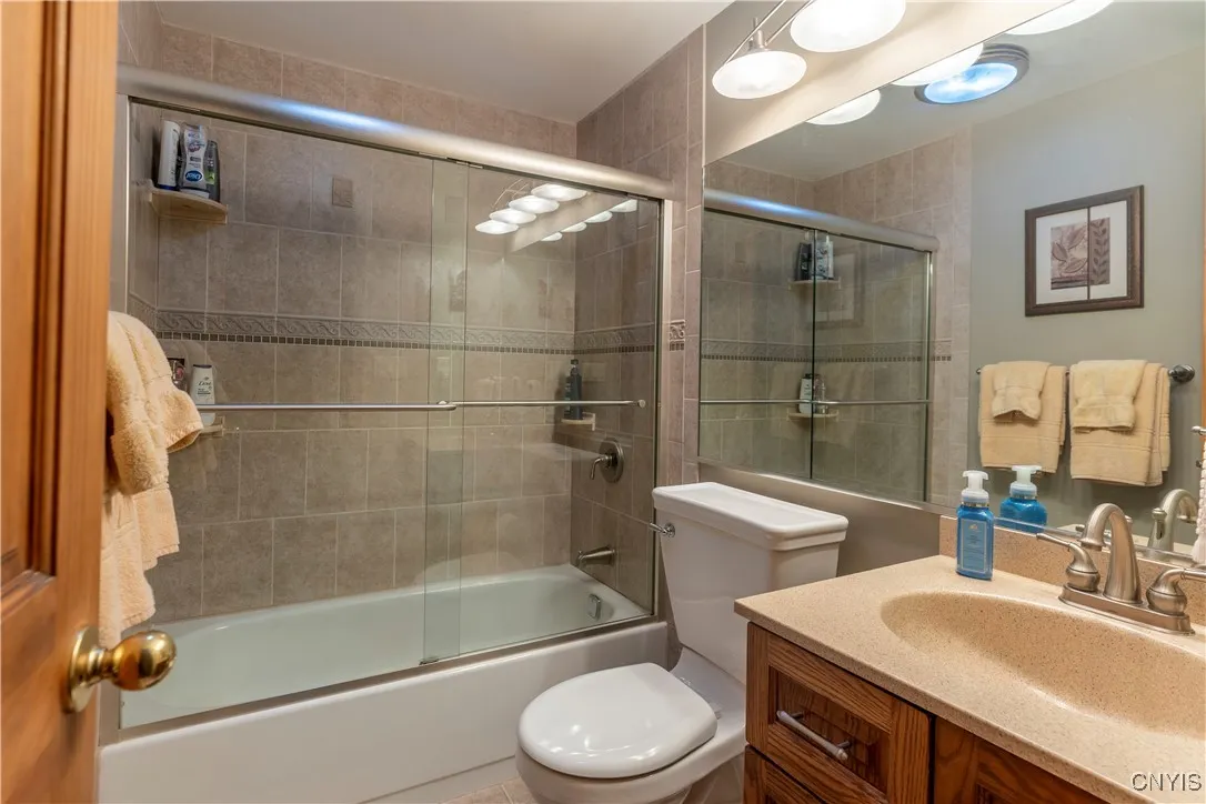 8424 Sextant Drive, Clay, New York 13027, Clay, New York 13027, 3 Bedrooms Bedrooms, 7 Rooms Rooms,1 BathroomBathrooms,Residential,For Sale,8424 Sextant Drive, Clay, New York 13027,S1613903