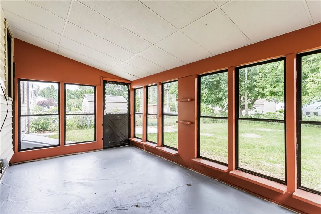 120 Newton Road, Greece, New York 14626, Greece, New York 14626, 3 Bedrooms Bedrooms, 6 Rooms Rooms,1 BathroomBathrooms,Residential,Closed,120 Newton Road, Greece, New York 14626,0,R1617924