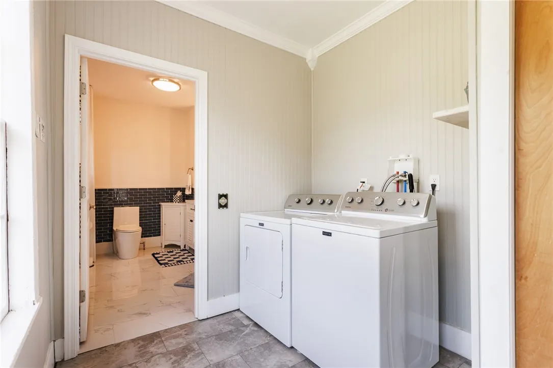53 East Bayard Street, Seneca Falls, New York 1314, Seneca Falls, New York 13148, 4 Bedrooms Bedrooms, ,3 BathroomsBathrooms,Residential,For Sale,53 East Bayard Street, Seneca Falls, New York 1314,R1617651