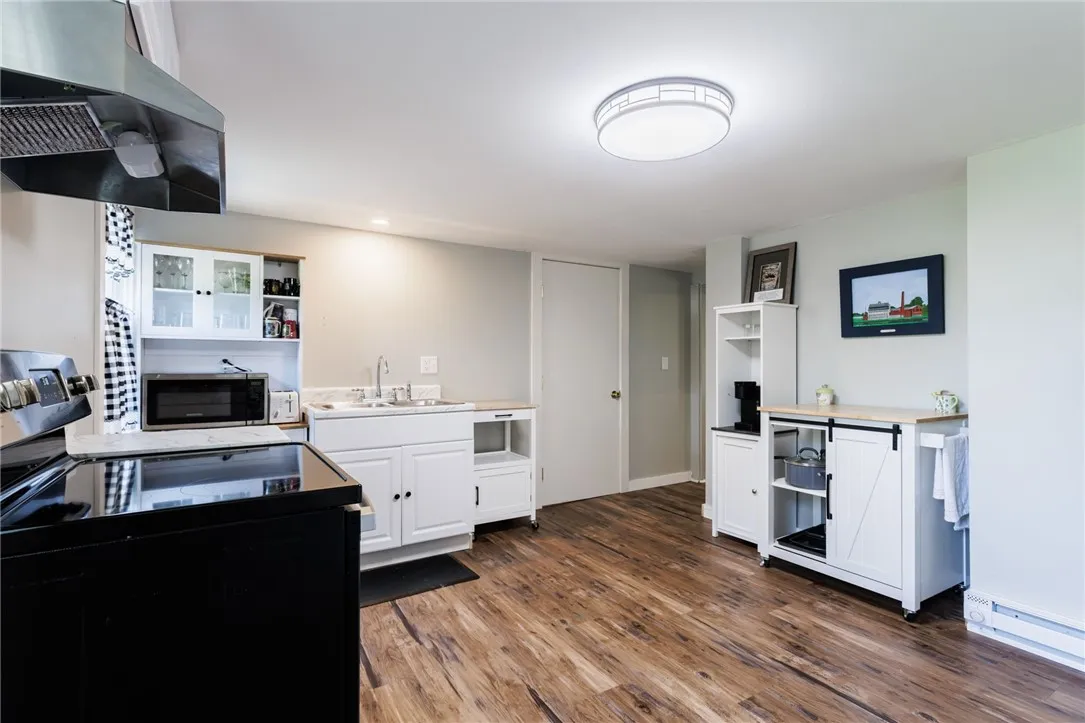 53 East Bayard Street, Seneca Falls, New York 1314, Seneca Falls, New York 13148, 4 Bedrooms Bedrooms, ,3 BathroomsBathrooms,Residential,For Sale,53 East Bayard Street, Seneca Falls, New York 1314,R1617651