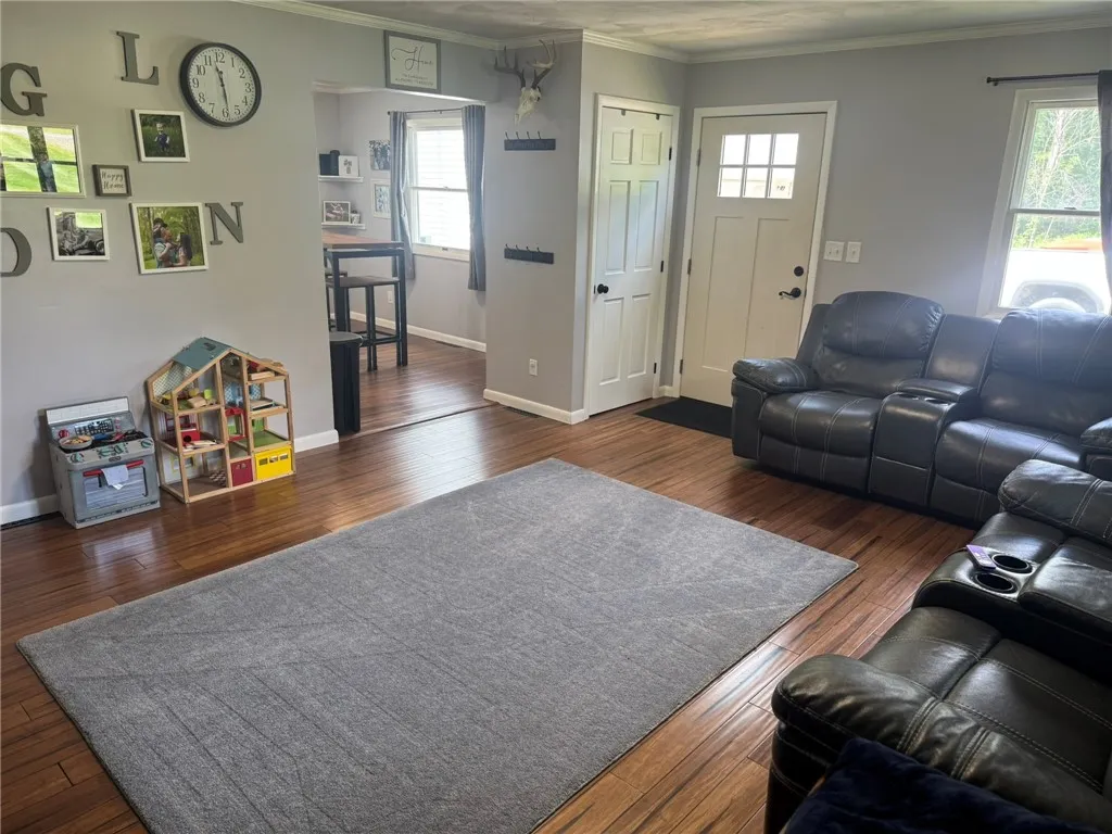 504 Whites Hill Road, Guilford, New York 13780, Guilford, New York 13780, 2 Bedrooms Bedrooms, 6 Rooms Rooms,2 BathroomsBathrooms,Residential,Closed,504 Whites Hill Road, Guilford, New York 13780,0,R1617573