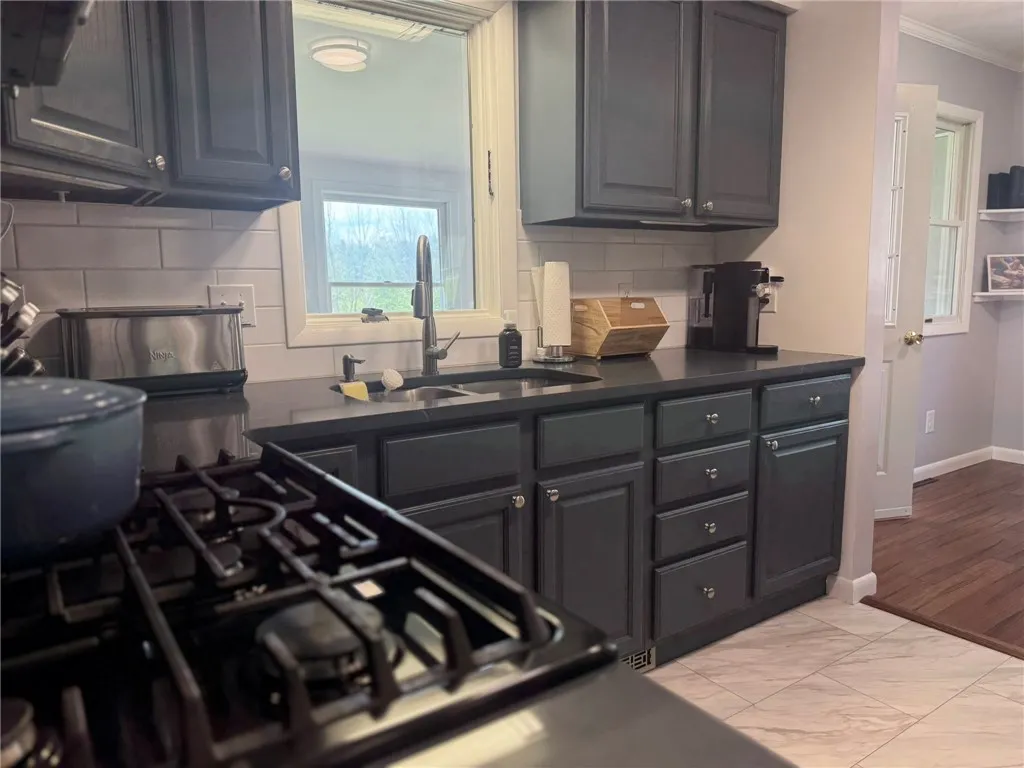 504 Whites Hill Road, Guilford, New York 13780, Guilford, New York 13780, 2 Bedrooms Bedrooms, 6 Rooms Rooms,2 BathroomsBathrooms,Residential,Closed,504 Whites Hill Road, Guilford, New York 13780,0,R1617573