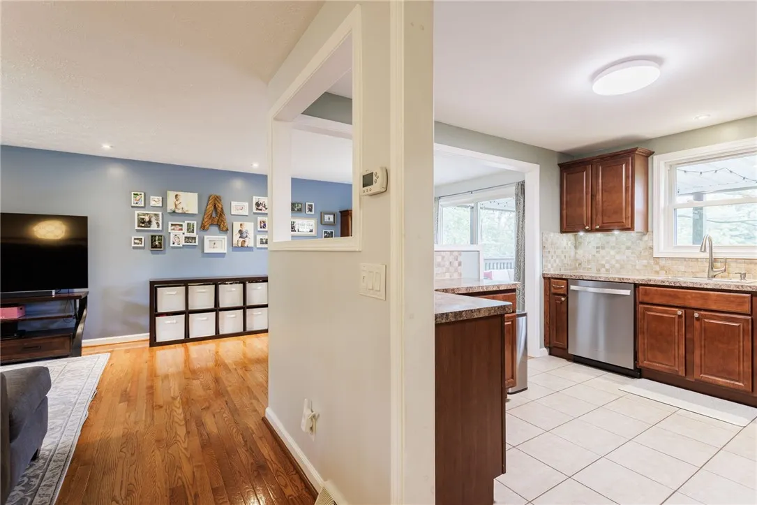 545 Pittsford-henrietta Town Line Road, Henrietta, Henrietta, New York 14467, 3 Bedrooms Bedrooms, 7 Rooms Rooms,2 BathroomsBathrooms,Residential,Closed,545 Pittsford-henrietta Town Line Road, Henrietta,R1617972