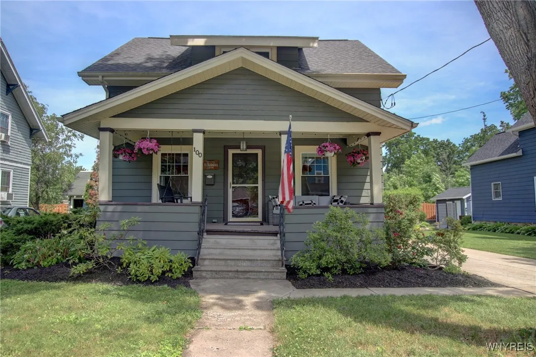 100 Sycamore Street, Aurora, New York 14052, Aurora, New York 14052, 3 Bedrooms Bedrooms, 6 Rooms Rooms,1 BathroomBathrooms,Residential,Closed,100 Sycamore Street, Aurora, New York 14052,0,B1614044