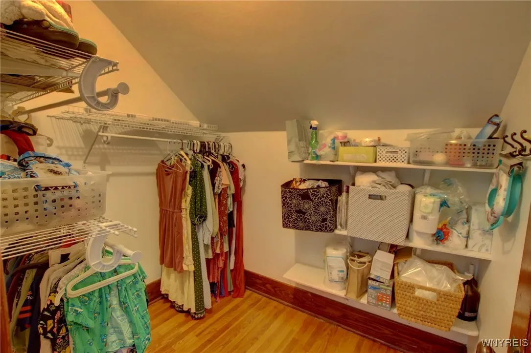 100 Sycamore Street, Aurora, New York 14052, Aurora, New York 14052, 3 Bedrooms Bedrooms, 6 Rooms Rooms,1 BathroomBathrooms,Residential,Closed,100 Sycamore Street, Aurora, New York 14052,0,B1614044