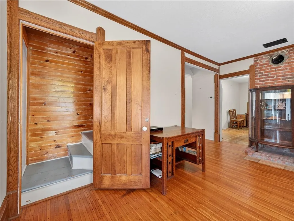 24 Ontario Street, Mendon, New York 14472, Mendon, New York 14472, 3 Bedrooms Bedrooms, 8 Rooms Rooms,1 BathroomBathrooms,Residential,Closed,24 Ontario Street, Mendon, New York 14472,0,R1617666