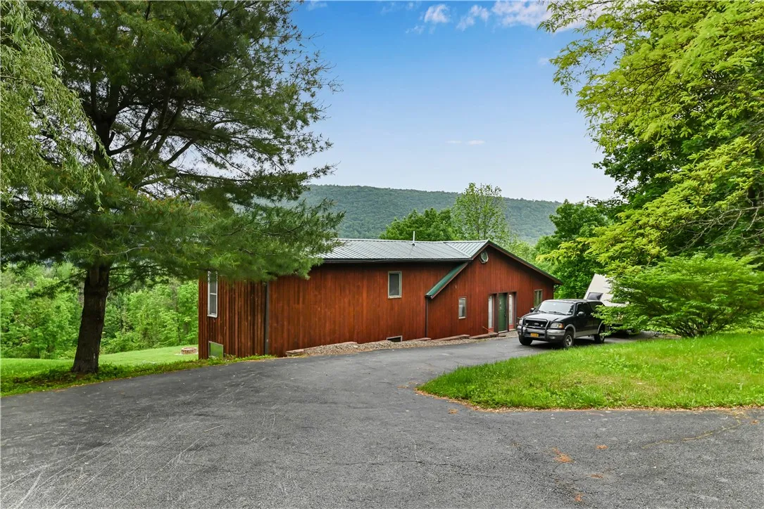 8182 Feather Street, Naples, New York 14512, Naples, New York 14512, 2 Bedrooms Bedrooms, 6 Rooms Rooms,2 BathroomsBathrooms,Residential,Closed,8182 Feather Street, Naples, New York 14512,0,R1612197