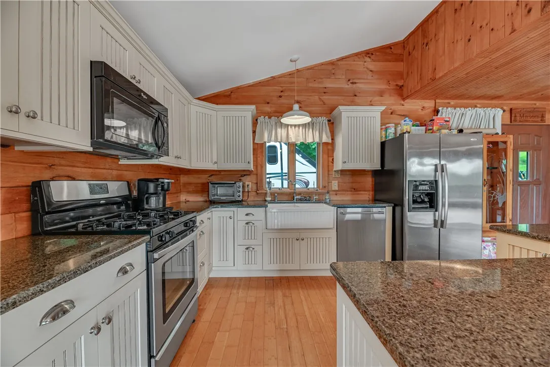 8182 Feather Street, Naples, New York 14512, Naples, New York 14512, 2 Bedrooms Bedrooms, 6 Rooms Rooms,2 BathroomsBathrooms,Residential,Closed,8182 Feather Street, Naples, New York 14512,0,R1612197