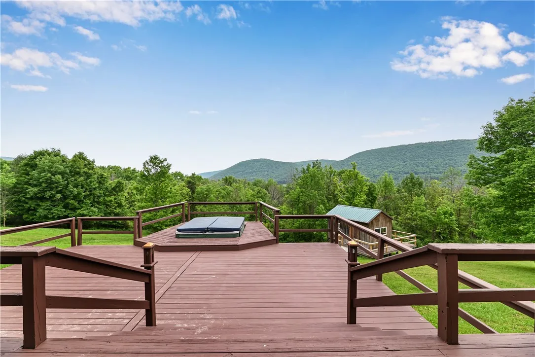 8182 Feather Street, Naples, New York 14512, Naples, New York 14512, 2 Bedrooms Bedrooms, 6 Rooms Rooms,2 BathroomsBathrooms,Residential,Closed,8182 Feather Street, Naples, New York 14512,0,R1612197