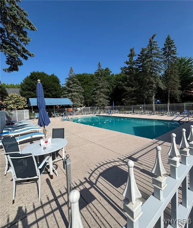 3 Homer Lane B, Amherst, New York 14221, Amherst, New York 14221, 3 Bedrooms Bedrooms, 7 Rooms Rooms,2 BathroomsBathrooms,Residential,For Sale,3 Homer Lane B, Amherst, New York 14221,B1617999