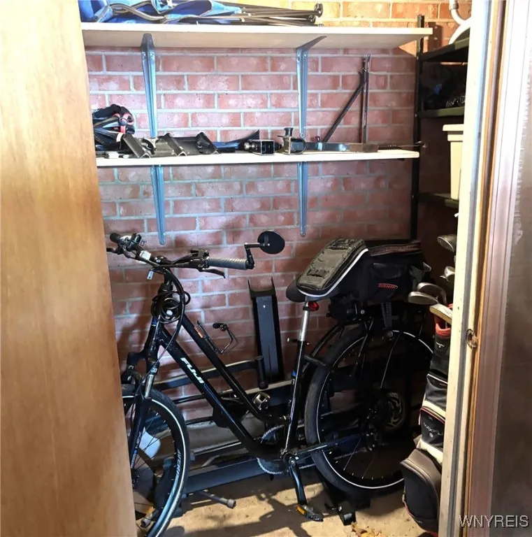3 Homer Lane B, Amherst, New York 14221, Amherst, New York 14221, 3 Bedrooms Bedrooms, 7 Rooms Rooms,2 BathroomsBathrooms,Residential,For Sale,3 Homer Lane B, Amherst, New York 14221,B1617999