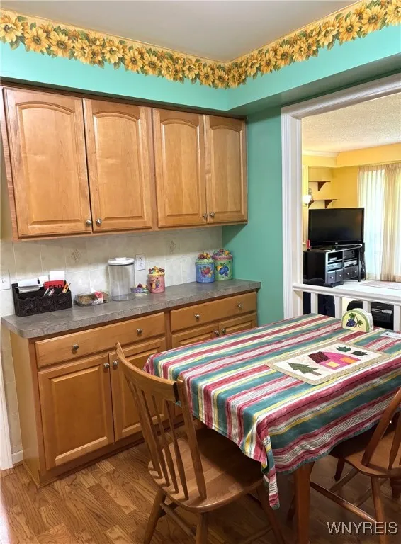 3 Homer Lane B, Amherst, New York 14221, Amherst, New York 14221, 3 Bedrooms Bedrooms, 7 Rooms Rooms,2 BathroomsBathrooms,Residential,For Sale,3 Homer Lane B, Amherst, New York 14221,B1617999