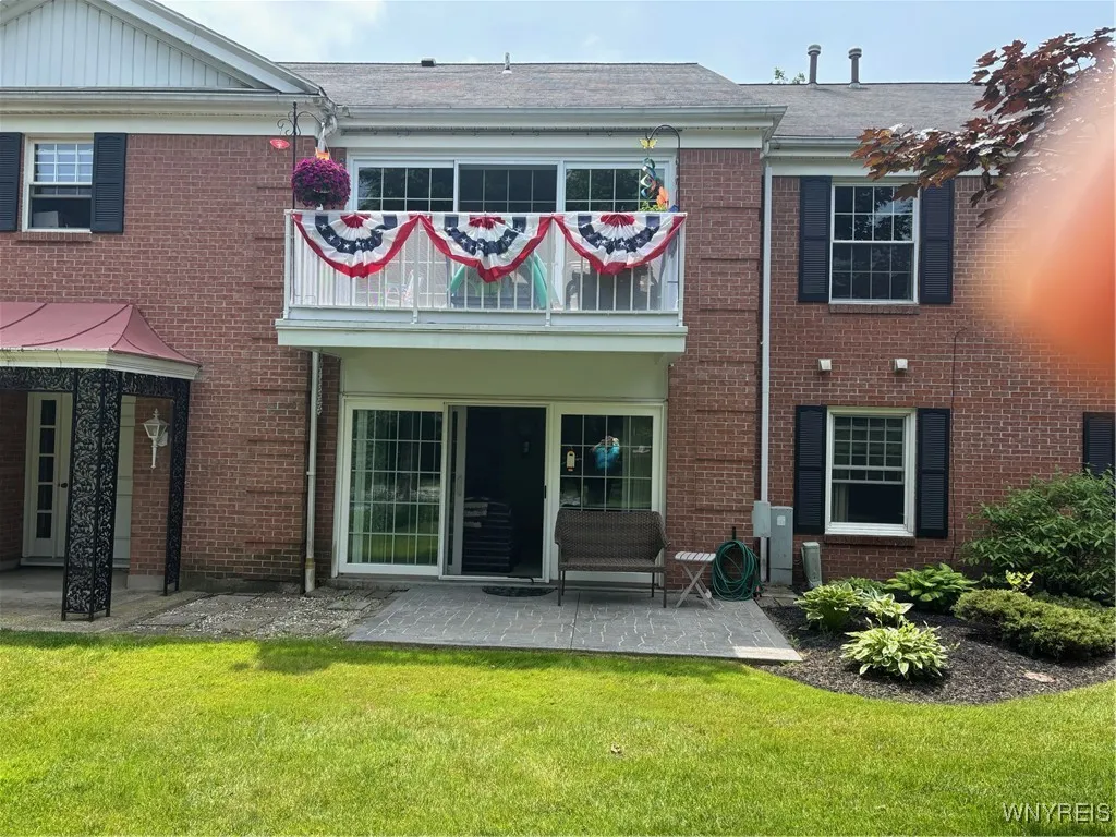 3 Homer Lane B, Amherst, New York 14221, Amherst, New York 14221, 3 Bedrooms Bedrooms, 7 Rooms Rooms,2 BathroomsBathrooms,Residential,For Sale,3 Homer Lane B, Amherst, New York 14221,B1617999
