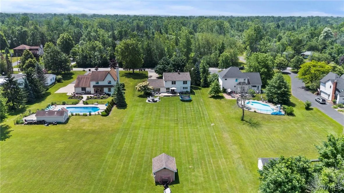86 Schlemmer Road, Lancaster, New York 14086, Lancaster, New York 14086, 4 Bedrooms Bedrooms, 9 Rooms Rooms,2 BathroomsBathrooms,Residential,Closed,86 Schlemmer Road, Lancaster, New York 14086,0,B1617725