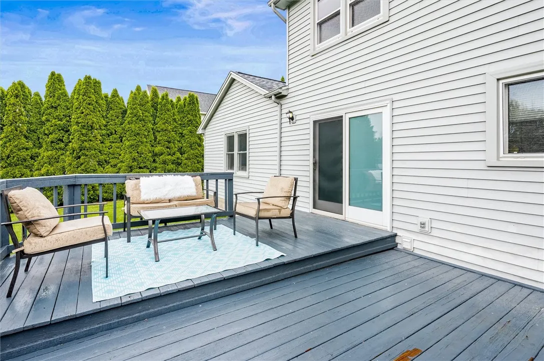 73 Hazel Bark Run, Gates, New York 14606, Gates, New York 14606, 3 Bedrooms Bedrooms, 9 Rooms Rooms,2 BathroomsBathrooms,Residential,For Sale,73 Hazel Bark Run, Gates, New York 14606,0,R1618057