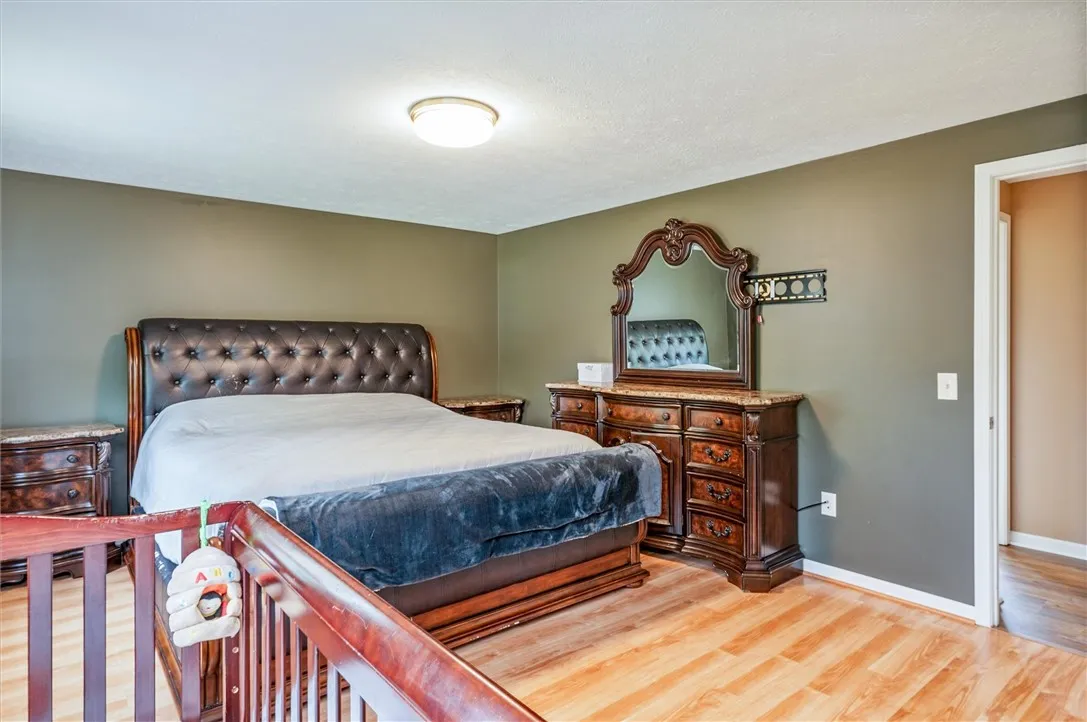 73 Hazel Bark Run, Gates, New York 14606, Gates, New York 14606, 3 Bedrooms Bedrooms, 9 Rooms Rooms,2 BathroomsBathrooms,Residential,For Sale,73 Hazel Bark Run, Gates, New York 14606,0,R1618057