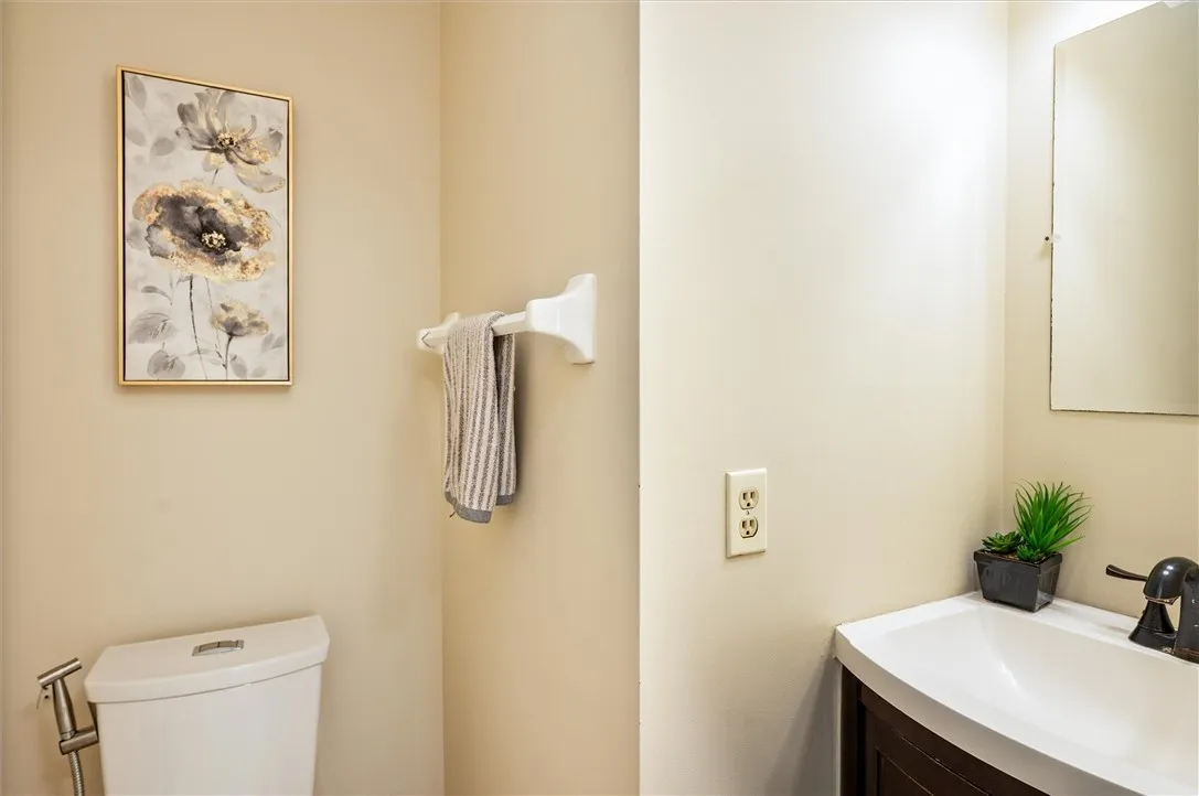 73 Hazel Bark Run, Gates, New York 14606, Gates, New York 14606, 3 Bedrooms Bedrooms, 9 Rooms Rooms,2 BathroomsBathrooms,Residential,For Sale,73 Hazel Bark Run, Gates, New York 14606,0,R1618057