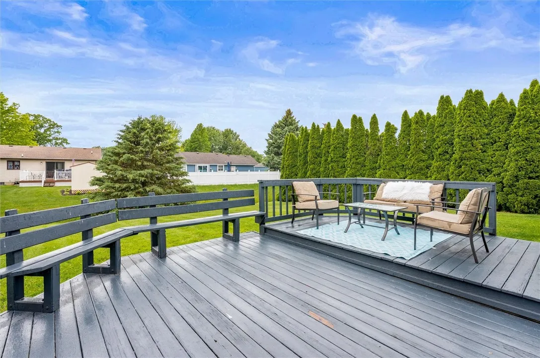 73 Hazel Bark Run, Gates, New York 14606, Gates, New York 14606, 3 Bedrooms Bedrooms, 9 Rooms Rooms,2 BathroomsBathrooms,Residential,For Sale,73 Hazel Bark Run, Gates, New York 14606,0,R1618057