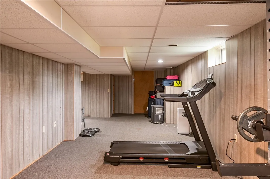 73 Hazel Bark Run, Gates, New York 14606, Gates, New York 14606, 3 Bedrooms Bedrooms, 9 Rooms Rooms,2 BathroomsBathrooms,Residential,For Sale,73 Hazel Bark Run, Gates, New York 14606,0,R1618057