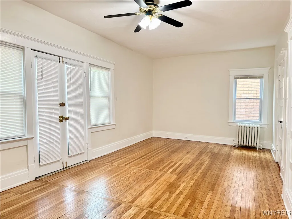 328 Summer Street 2, Buffalo, New York 14222, Buffalo, New York 14222, 1 Bedroom Bedrooms, 3 Rooms Rooms,1 BathroomBathrooms,Residential Lease,For Rent,328 Summer Street 2, Buffalo, New York 14222,B1618022