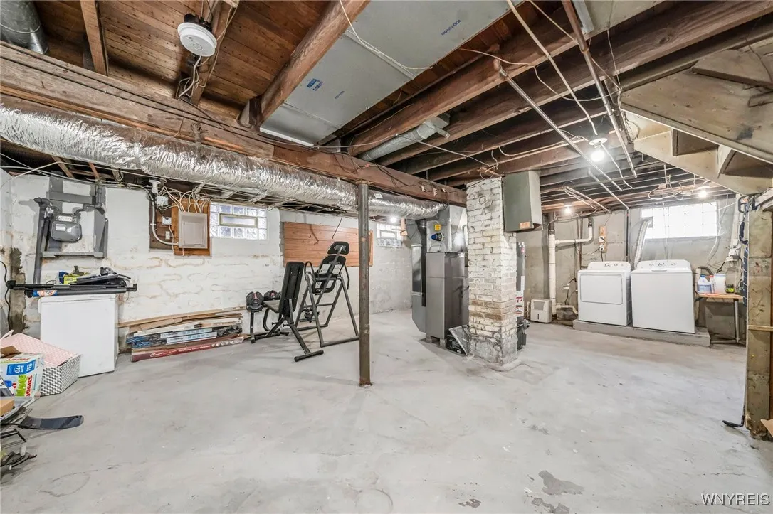 112 Amber Street, Buffalo, New York 14220, Buffalo, New York 14220, 3 Bedrooms Bedrooms, 5 Rooms Rooms,1 BathroomBathrooms,Residential,Closed,112 Amber Street, Buffalo, New York 14220,0,B1617981