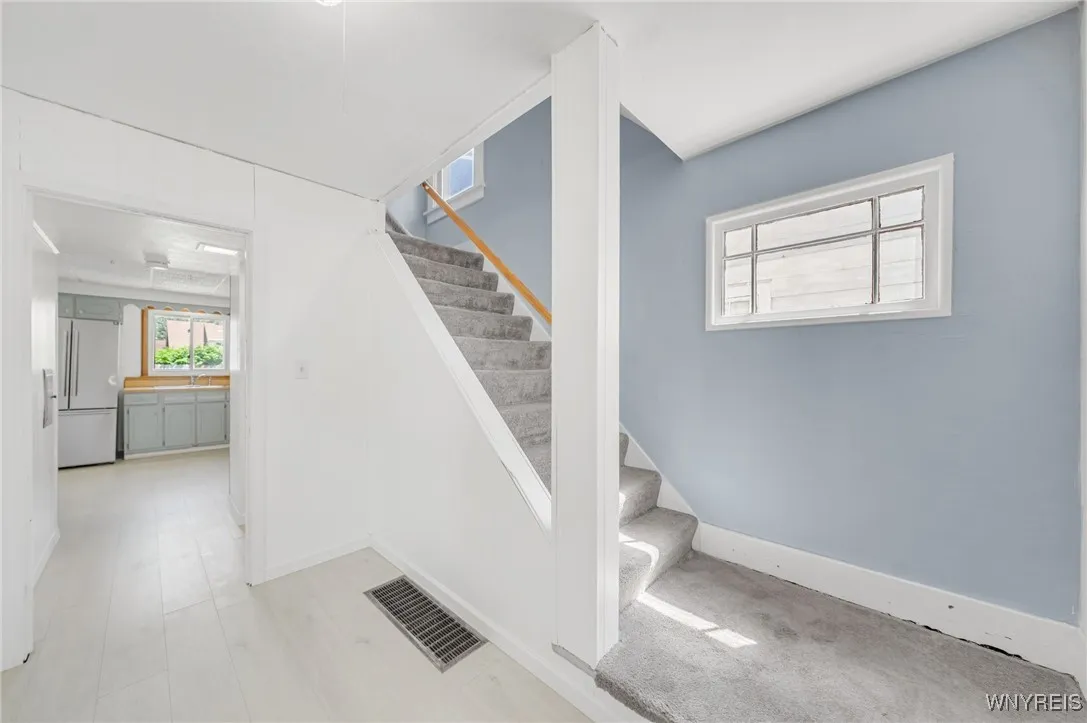 112 Amber Street, Buffalo, New York 14220, Buffalo, New York 14220, 3 Bedrooms Bedrooms, 5 Rooms Rooms,1 BathroomBathrooms,Residential,Closed,112 Amber Street, Buffalo, New York 14220,0,B1617981
