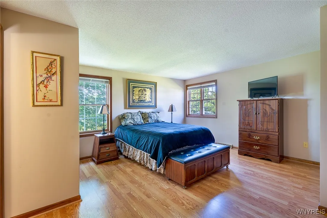 30 Hastings Drive, Orchard Park, New York 14127, Orchard Park, New York 14127, 3 Bedrooms Bedrooms, 7 Rooms Rooms,2 BathroomsBathrooms,Residential,For Sale,30 Hastings Drive, Orchard Park, New York 14127,0,B1617979