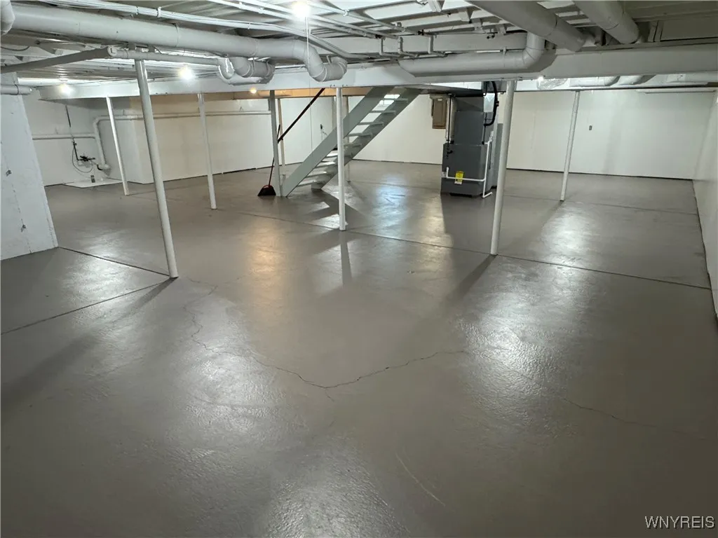 1492 North Creek Road, Hamburg, New York 14085, Hamburg, New York 14085, 3 Bedrooms Bedrooms, 9 Rooms Rooms,2 BathroomsBathrooms,Residential,Closed,1492 North Creek Road, Hamburg, New York 14085,0,B1617931