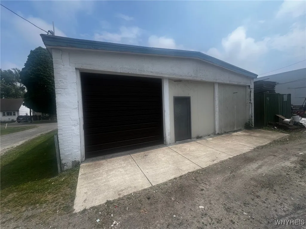 1728 Seneca Street, Buffalo, New York 14210, Buffalo, New York 14210, ,Commercial Lease,For Rent,1728 Seneca Street, Buffalo, New York 14210,B1618120