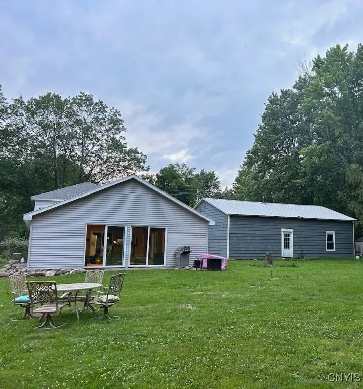 2410 County Route 6, Volney, New York 13069, Volney, New York 13069, 3 Bedrooms Bedrooms, 9 Rooms Rooms,2 BathroomsBathrooms,Residential,For Sale,2410 County Route 6, Volney, New York 13069,S1618137