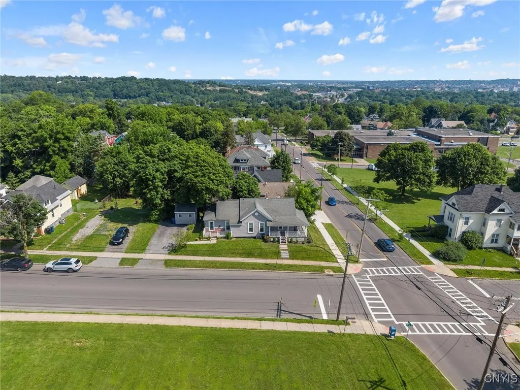 1710 South Geddes Street, Syracuse, New York 13207, Syracuse, New York 13207, 2 Bedrooms Bedrooms, 7 Rooms Rooms,1 BathroomBathrooms,Residential,Closed,1710 South Geddes Street, Syracuse, New York 13207,S1618123