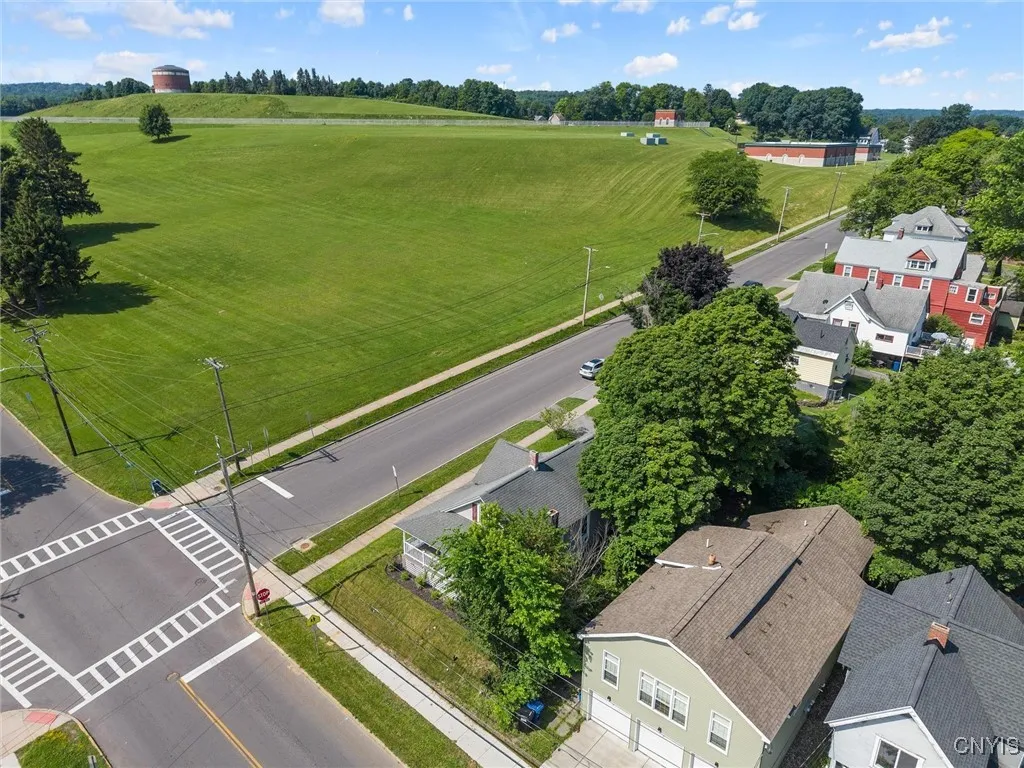 1710 South Geddes Street, Syracuse, New York 13207, Syracuse, New York 13207, 2 Bedrooms Bedrooms, 7 Rooms Rooms,1 BathroomBathrooms,Residential,Closed,1710 South Geddes Street, Syracuse, New York 13207,S1618123
