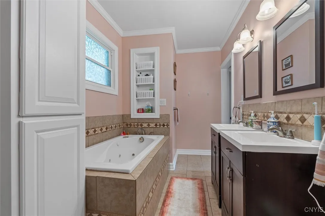 1710 South Geddes Street, Syracuse, New York 13207, Syracuse, New York 13207, 2 Bedrooms Bedrooms, 7 Rooms Rooms,1 BathroomBathrooms,Residential,Closed,1710 South Geddes Street, Syracuse, New York 13207,S1618123