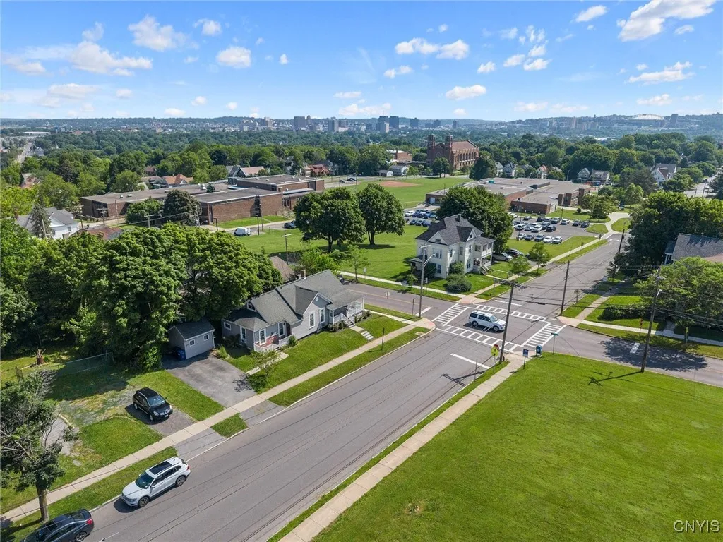 1710 South Geddes Street, Syracuse, New York 13207, Syracuse, New York 13207, 2 Bedrooms Bedrooms, 7 Rooms Rooms,1 BathroomBathrooms,Residential,Closed,1710 South Geddes Street, Syracuse, New York 13207,S1618123