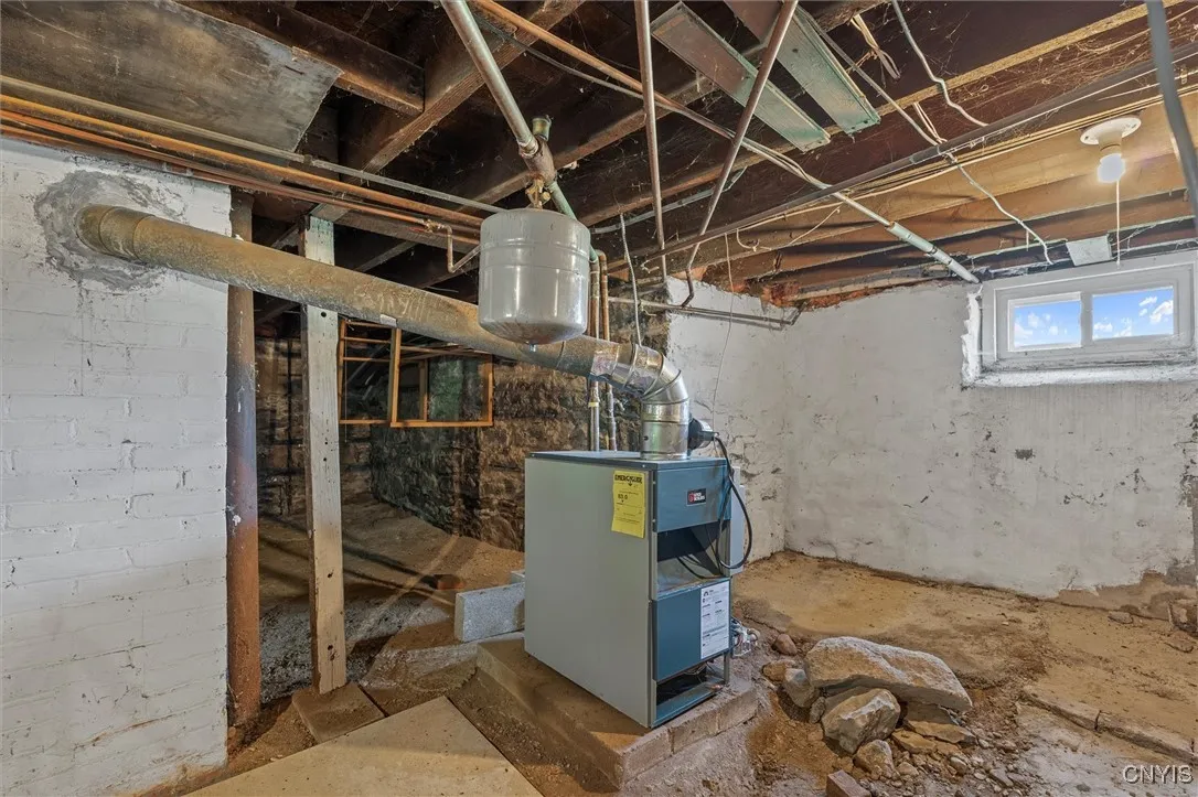 1710 South Geddes Street, Syracuse, New York 13207, Syracuse, New York 13207, 2 Bedrooms Bedrooms, 7 Rooms Rooms,1 BathroomBathrooms,Residential,Closed,1710 South Geddes Street, Syracuse, New York 13207,S1618123