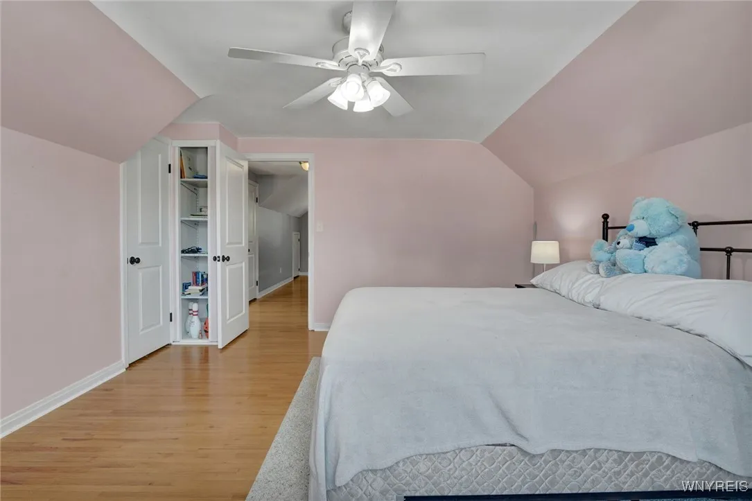 4964 Meadowbrook Road, Clarence, New York 14221, Clarence, New York 14221, 3 Bedrooms Bedrooms, 8 Rooms Rooms,2 BathroomsBathrooms,Residential,Closed,4964 Meadowbrook Road, Clarence, New York 14221,B1617809