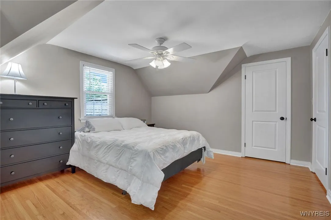 4964 Meadowbrook Road, Clarence, New York 14221, Clarence, New York 14221, 3 Bedrooms Bedrooms, 8 Rooms Rooms,2 BathroomsBathrooms,Residential,Closed,4964 Meadowbrook Road, Clarence, New York 14221,B1617809