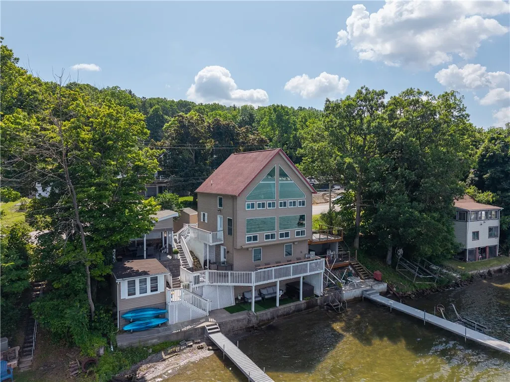 5346 East Lake Road, Conesus, New York 14435, Conesus, New York 14435, 4 Bedrooms Bedrooms, 10 Rooms Rooms,3 BathroomsBathrooms,Residential,Closed,5346 East Lake Road, Conesus, New York 14435,0,R1618043