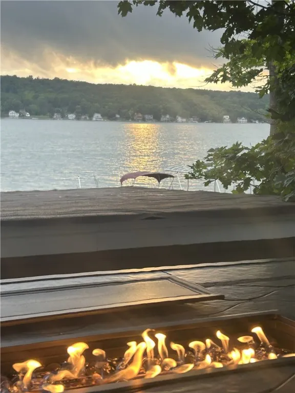 5346 East Lake Road, Conesus, New York 14435, Conesus, New York 14435, 4 Bedrooms Bedrooms, 10 Rooms Rooms,3 BathroomsBathrooms,Residential,Closed,5346 East Lake Road, Conesus, New York 14435,0,R1618043