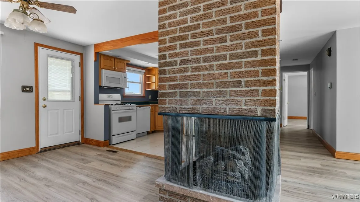 89 Burnside Drive, Tonawanda-town, New York 14150, Tonawanda, New York 14150, 3 Bedrooms Bedrooms, 6 Rooms Rooms,1 BathroomBathrooms,Residential,Closed,89 Burnside Drive, Tonawanda-town, New York 14150,0,B1617367