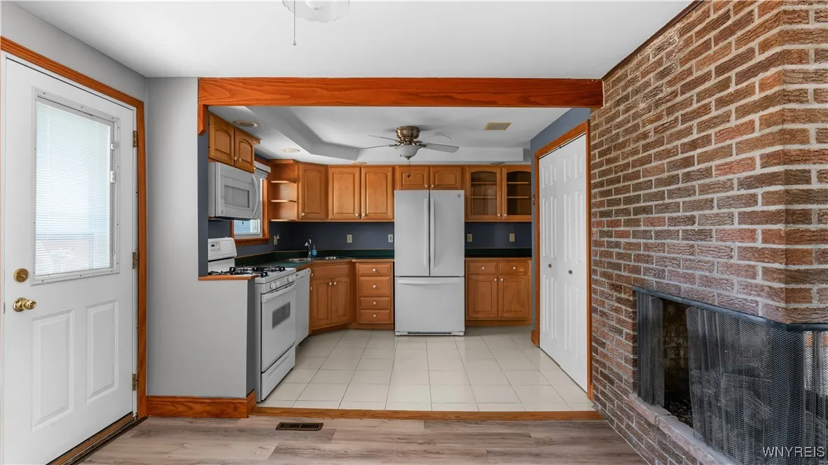 89 Burnside Drive, Tonawanda-town, New York 14150, Tonawanda, New York 14150, 3 Bedrooms Bedrooms, 6 Rooms Rooms,1 BathroomBathrooms,Residential,Closed,89 Burnside Drive, Tonawanda-town, New York 14150,0,B1617367