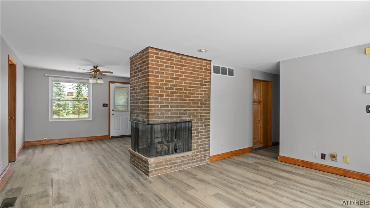 89 Burnside Drive, Tonawanda-town, New York 14150, Tonawanda, New York 14150, 3 Bedrooms Bedrooms, 6 Rooms Rooms,1 BathroomBathrooms,Residential,Closed,89 Burnside Drive, Tonawanda-town, New York 14150,0,B1617367