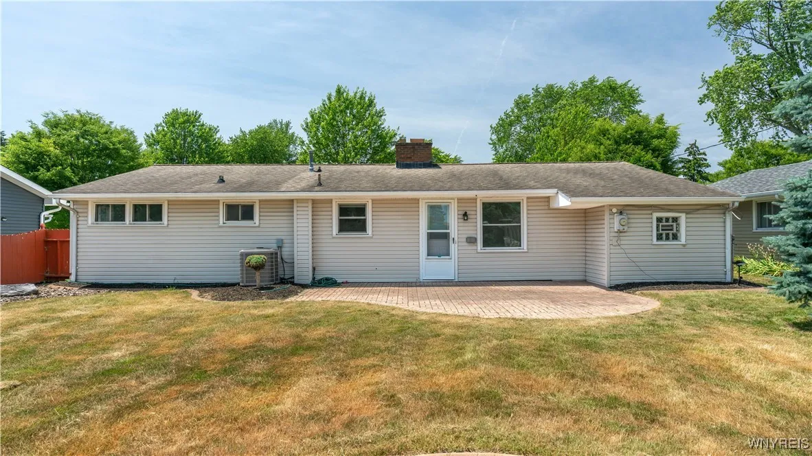 89 Burnside Drive, Tonawanda-town, New York 14150, Tonawanda, New York 14150, 3 Bedrooms Bedrooms, 6 Rooms Rooms,1 BathroomBathrooms,Residential,Closed,89 Burnside Drive, Tonawanda-town, New York 14150,0,B1617367