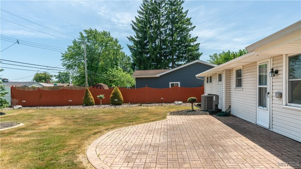 89 Burnside Drive, Tonawanda-town, New York 14150, Tonawanda, New York 14150, 3 Bedrooms Bedrooms, 6 Rooms Rooms,1 BathroomBathrooms,Residential,Closed,89 Burnside Drive, Tonawanda-town, New York 14150,0,B1617367