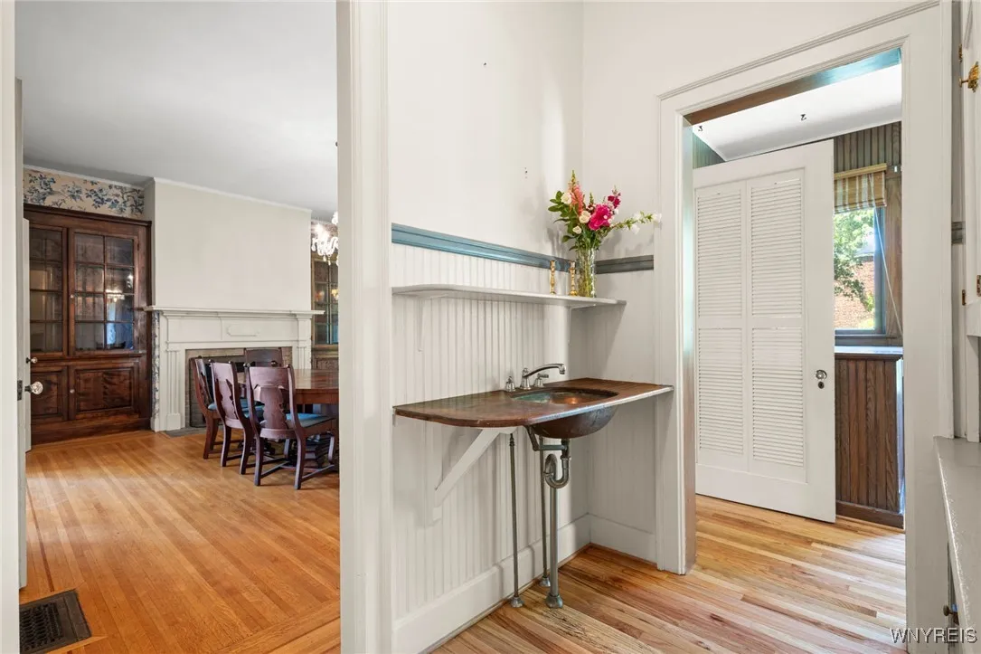 21 Ross St, Batavia-city, New York 14020, Batavia City, New York 14020, 4 Bedrooms Bedrooms, 14 Rooms Rooms,3 BathroomsBathrooms,Residential,Closed,21 Ross St, Batavia-city, New York 14020,B1617829