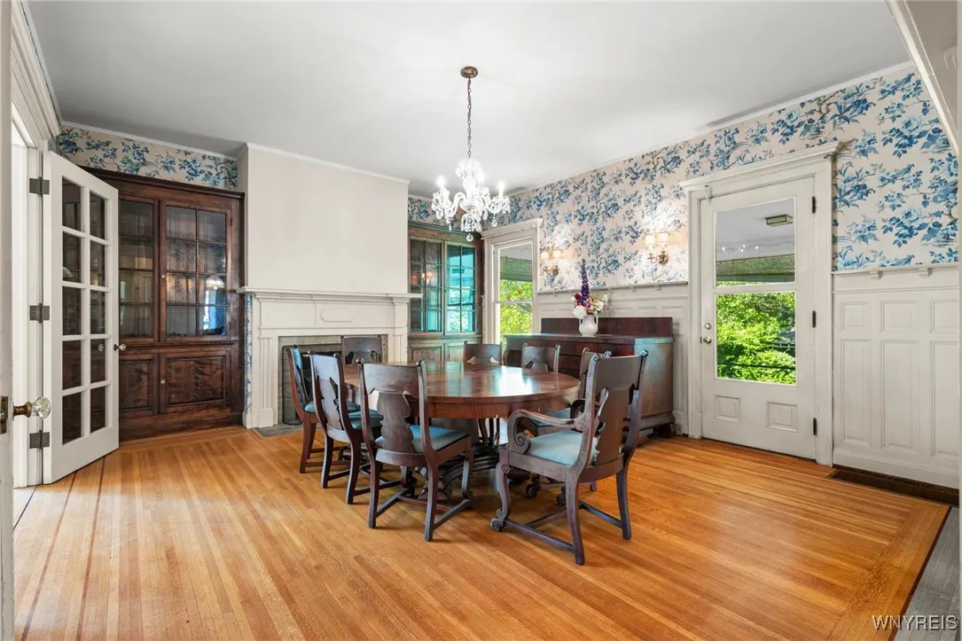 21 Ross St, Batavia-city, New York 14020, Batavia City, New York 14020, 4 Bedrooms Bedrooms, 14 Rooms Rooms,3 BathroomsBathrooms,Residential,Closed,21 Ross St, Batavia-city, New York 14020,B1617829
