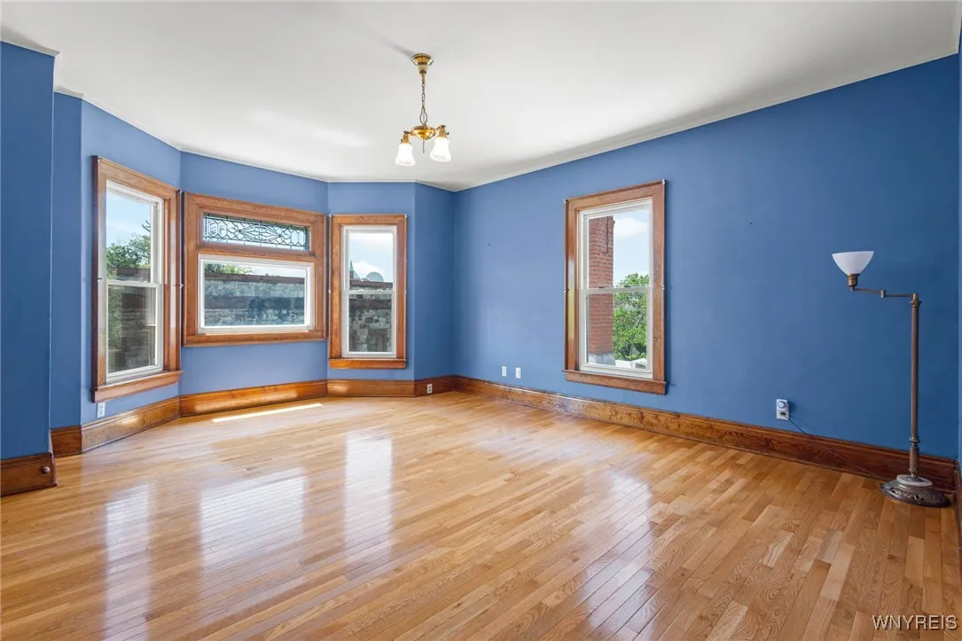 21 Ross St, Batavia-city, New York 14020, Batavia City, New York 14020, 4 Bedrooms Bedrooms, 14 Rooms Rooms,3 BathroomsBathrooms,Residential,Closed,21 Ross St, Batavia-city, New York 14020,B1617829