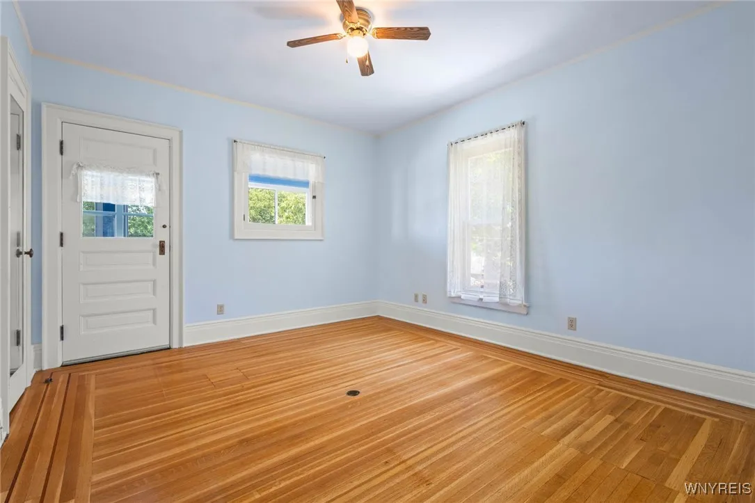 21 Ross St, Batavia-city, New York 14020, Batavia City, New York 14020, 4 Bedrooms Bedrooms, 14 Rooms Rooms,3 BathroomsBathrooms,Residential,Closed,21 Ross St, Batavia-city, New York 14020,B1617829